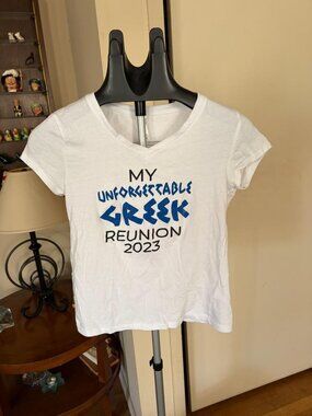 Cropped Greek Tee